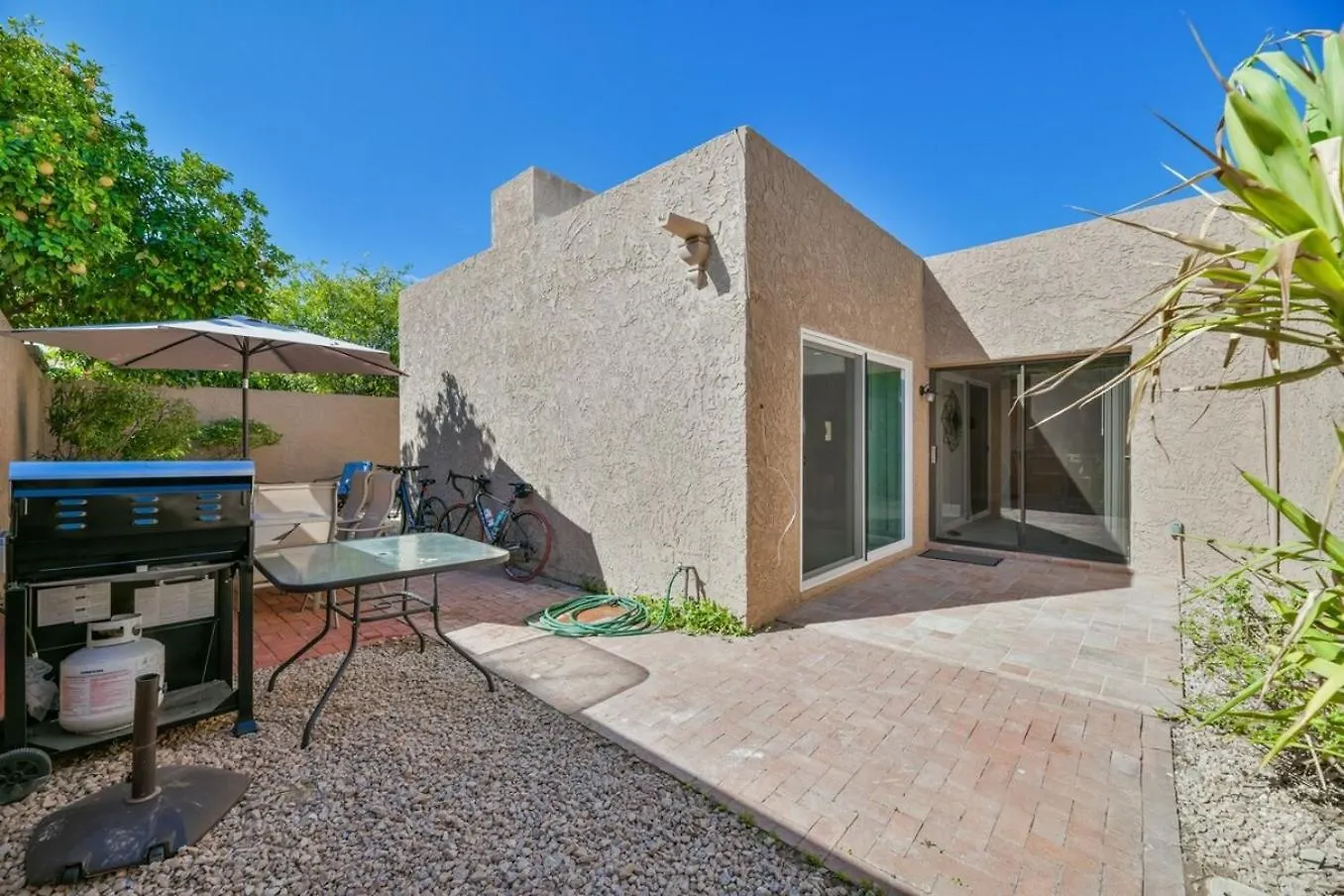 Private Patio, Close To Pool & Clubhouse Walkable Scottsdale