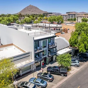  Holiday home The Lux At Craftsman - Old Town Penthouse 1